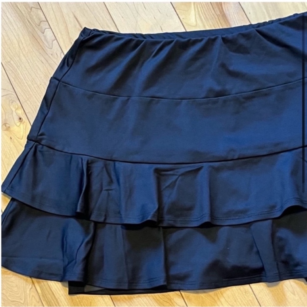 NWT Tail Activewear Doubles Skort in Black ruffle skirt and shorts size large - Picture 4 of 12